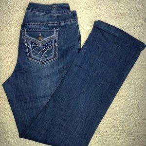 Christopher & Banks nice pair of Ladie's Jeans with bling in size 4 / 30" Waist